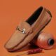 High quality light soft soled handmade shoes men's leather fashion loafers comfortable pop lazy driving casual shoes